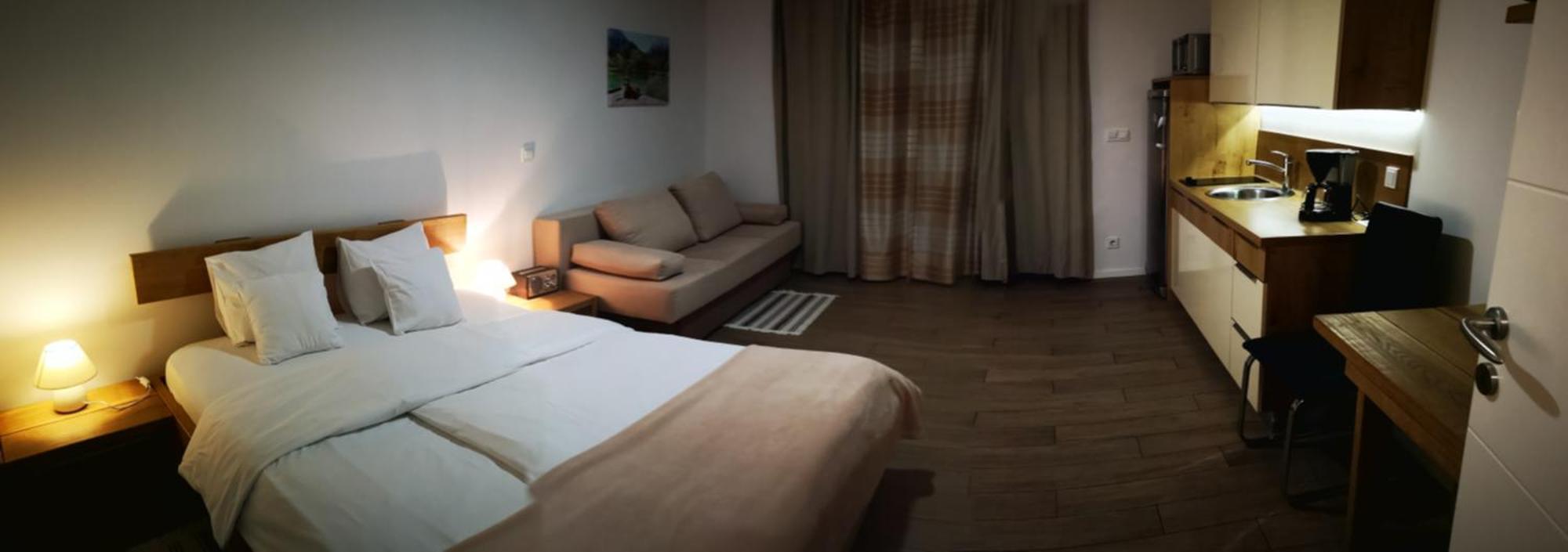 Pr'Fik Apartments Kranj Room photo