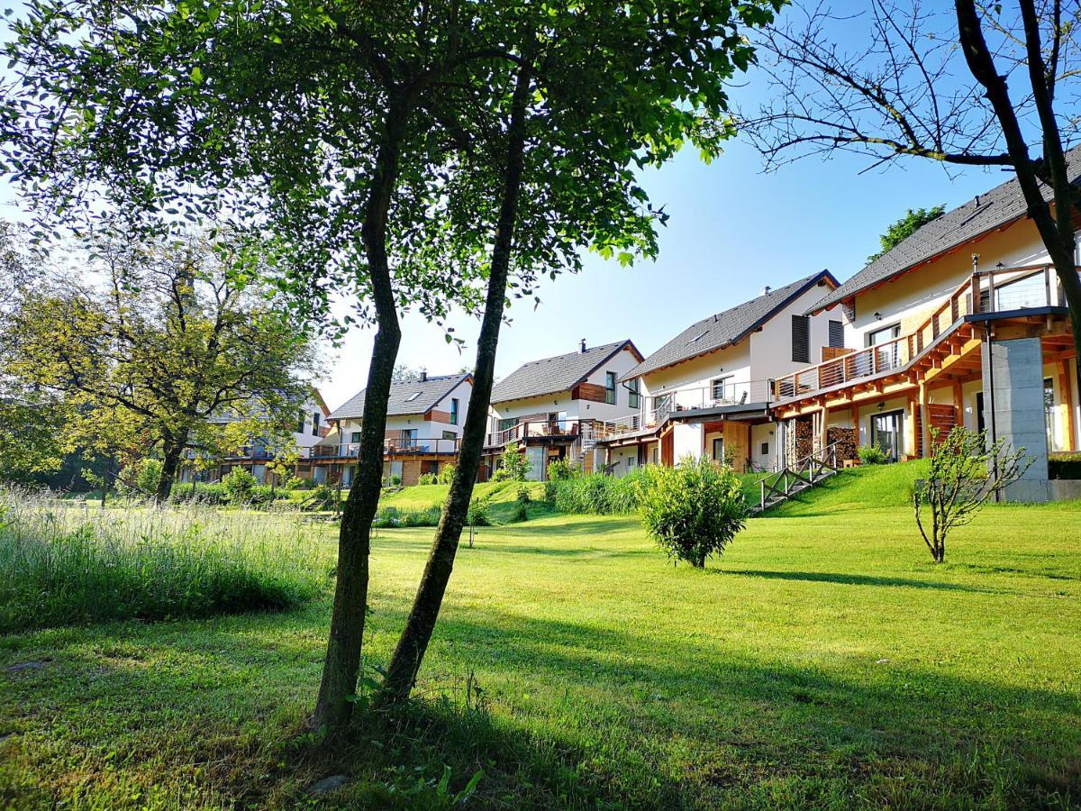 Pr'Fik Apartments Kranj Exterior photo